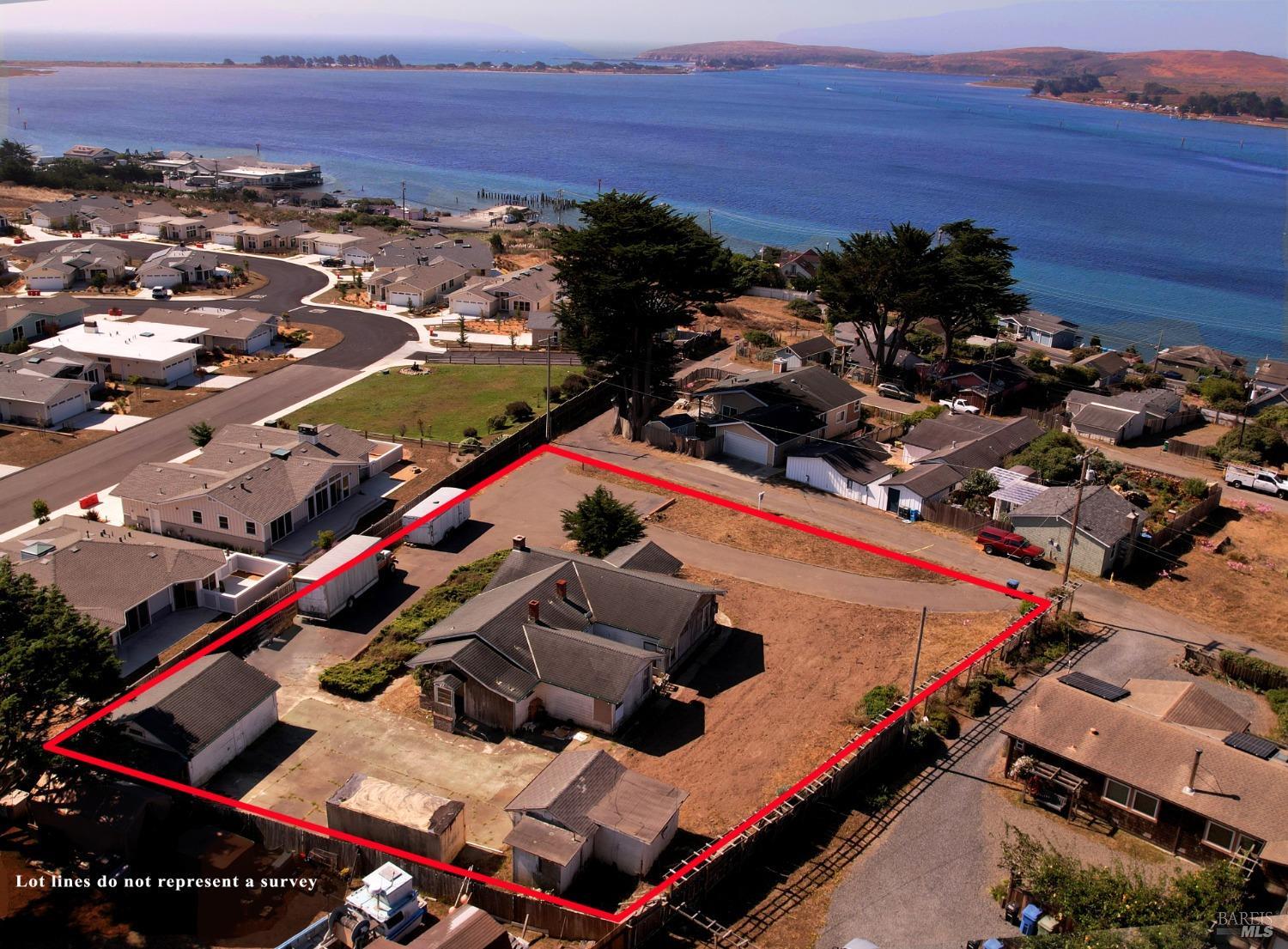 Detail Gallery Image 1 of 11 For 1130 Windy Ln, Bodega Bay,  CA 94923 - 3 Beds | 2 Baths