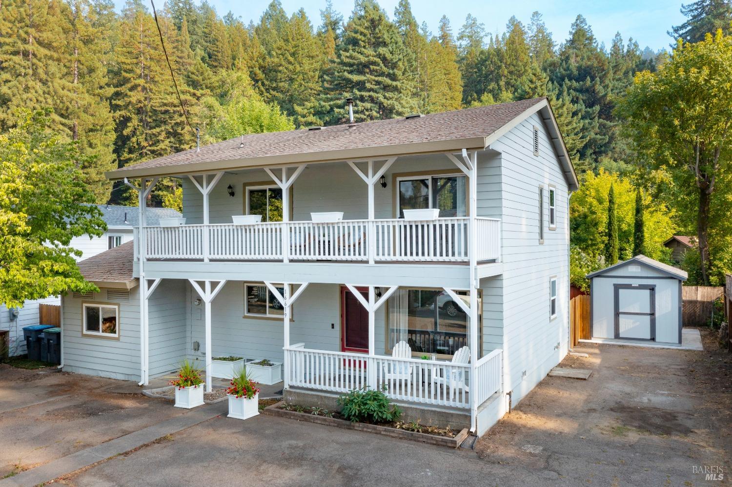 Photo of 16619 Guernewood Rd in Guerneville, CA