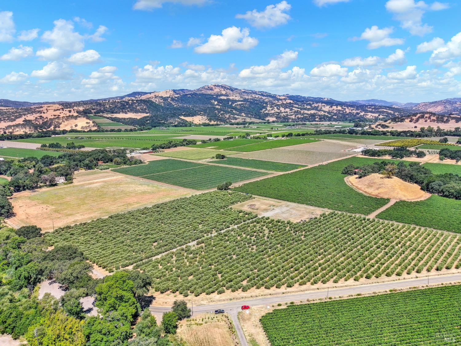 Photo of 2575 Ledgewood Rd in Fairfield, CA