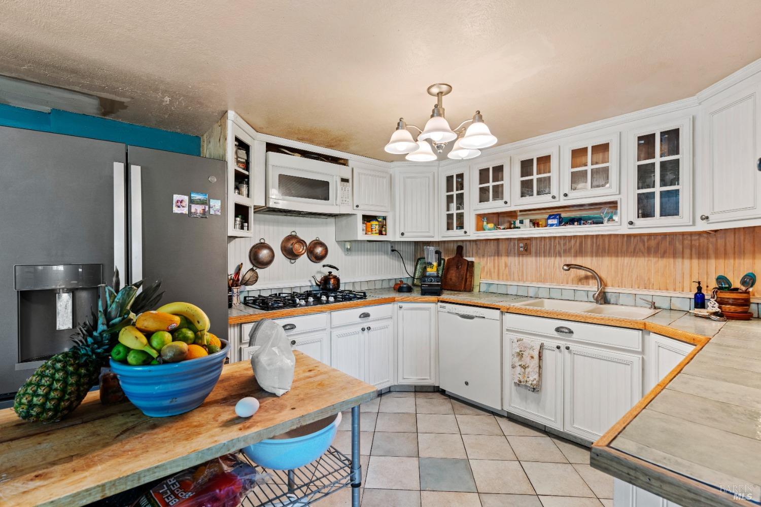 Detail Gallery Image 12 of 19 For 20801 Ridgeway Hwy, Potter Valley,  CA 95469 - 3 Beds | 2 Baths