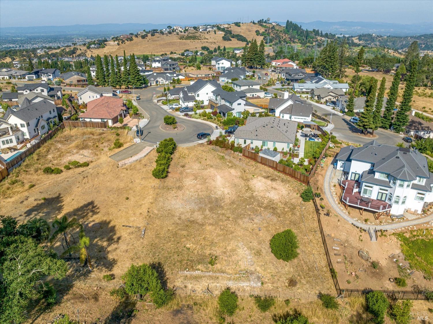 Photo of 2020 Eagle Ct in Santa Rosa, CA