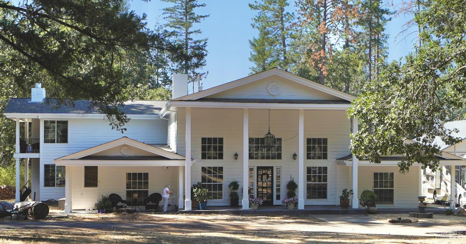 Photo of 900 Las Posadas Rd in Angwin, CA