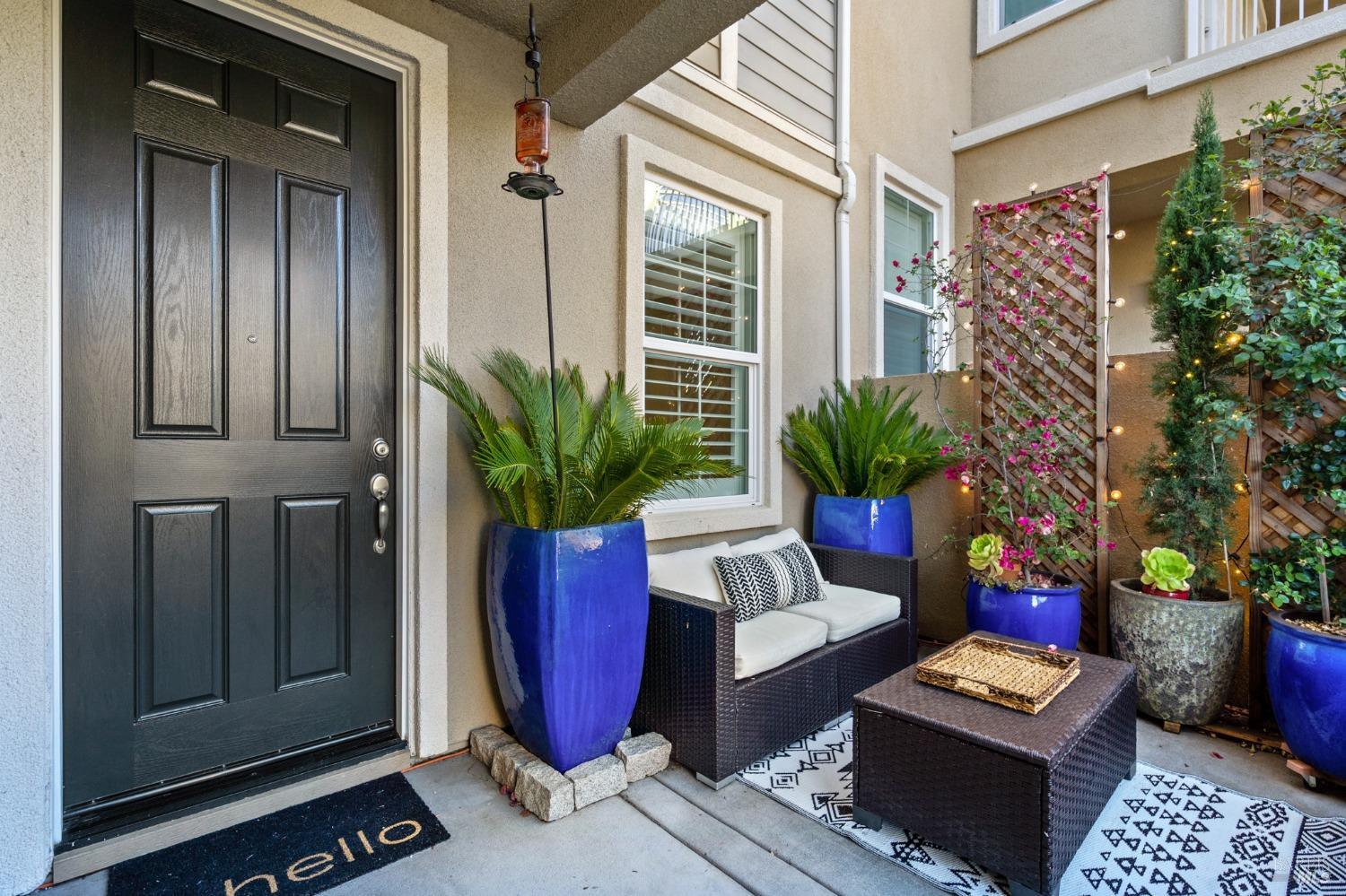 Photo of 412 Jacquelyn Ln in Petaluma, CA