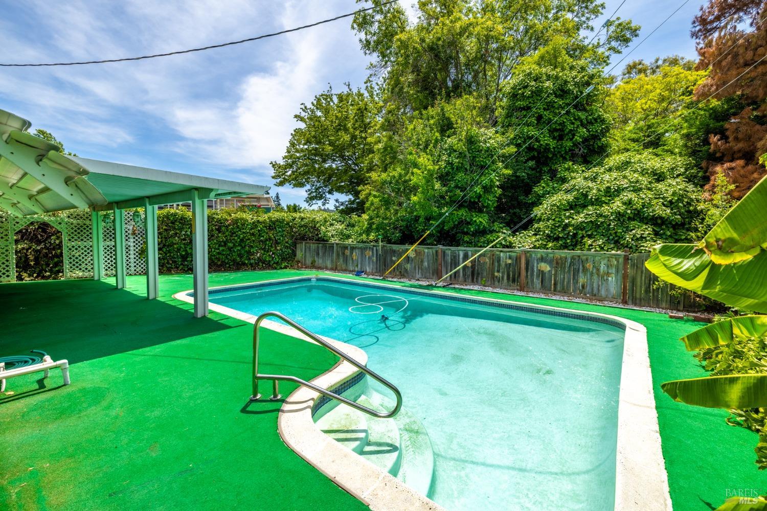 Photo of 496 Orchard Ave in Vacaville, CA