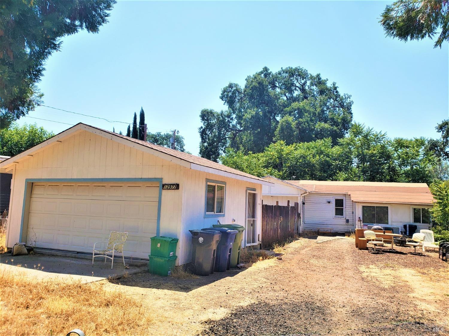 Photo of 12977 4th St in Clearlake Oaks, CA