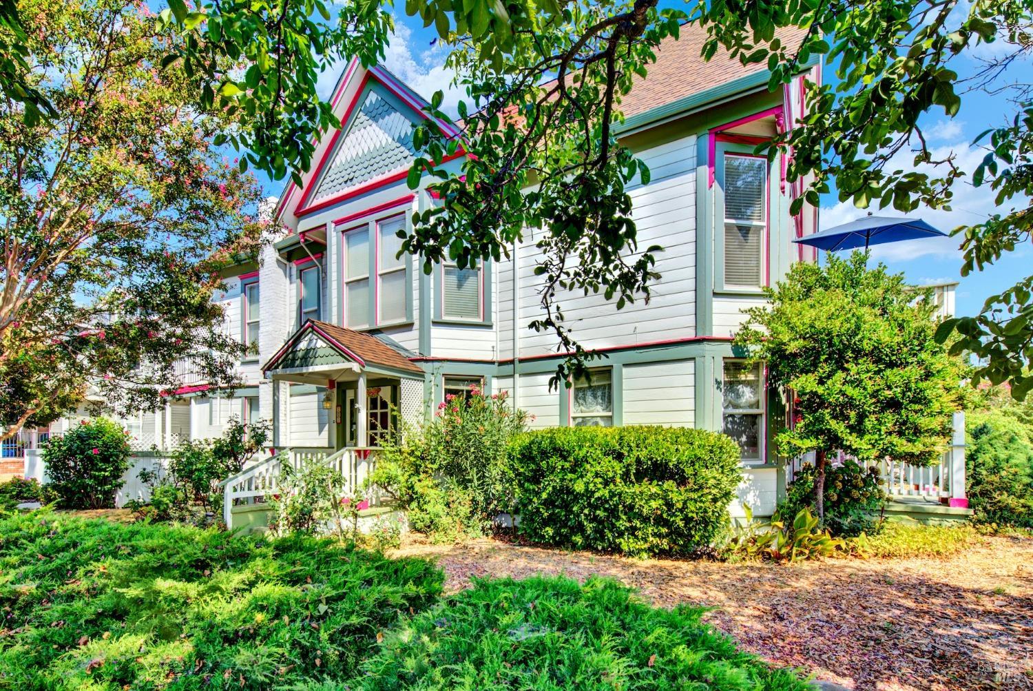Photo of 534 West St in Vacaville, CA