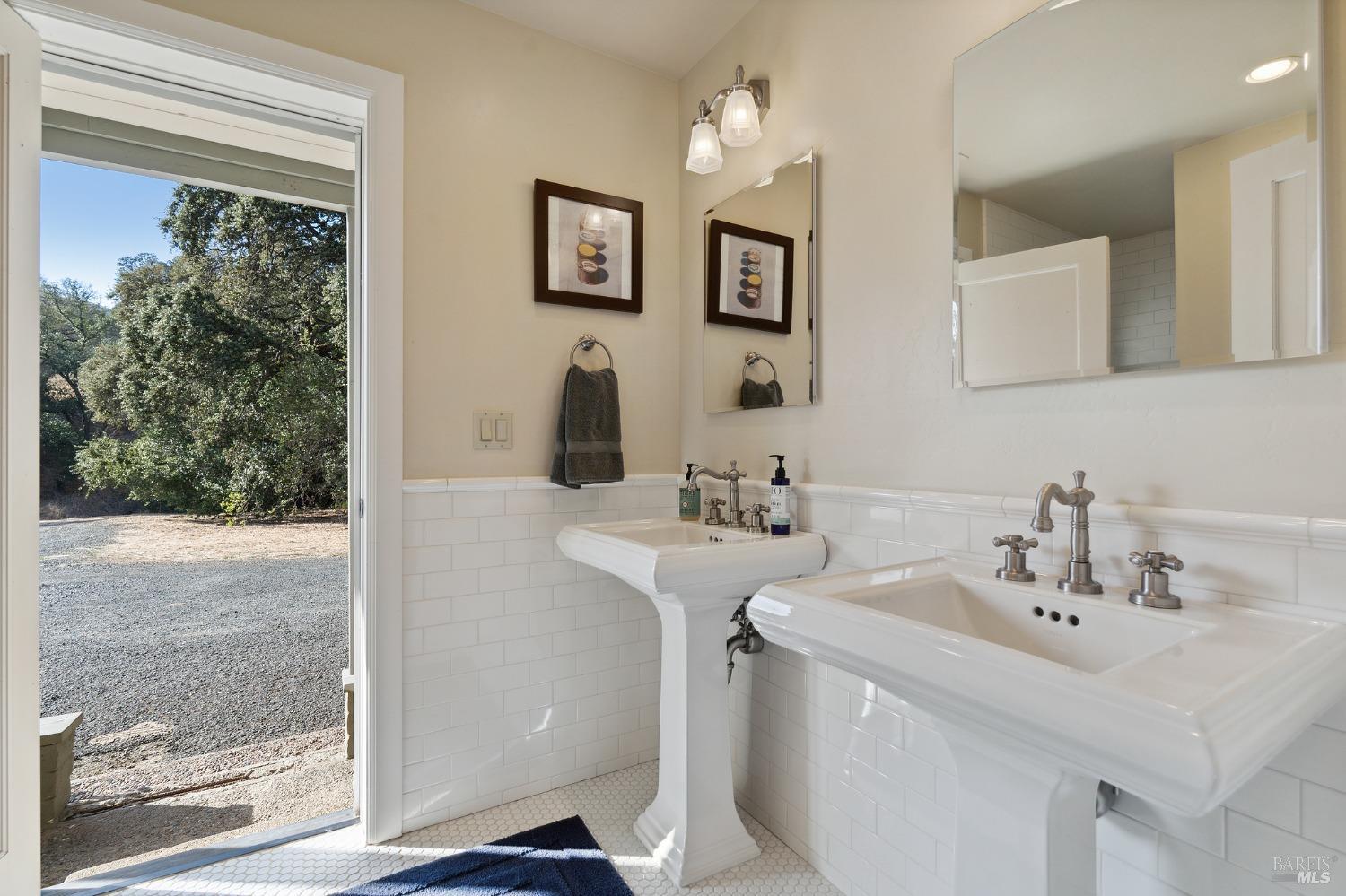 Detail Gallery Image 37 of 42 For 1300 Wooden Valley Rd, Napa,  CA 94558 - 4 Beds | 3/1 Baths