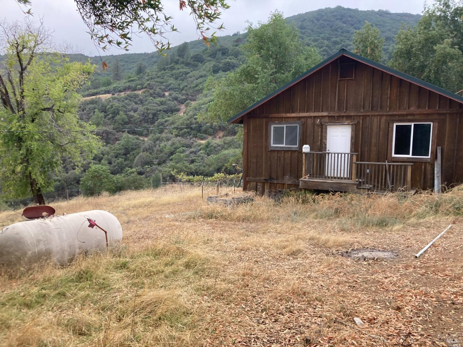 Photo of 38340 Pine Mountain Rd in Hopland, CA
