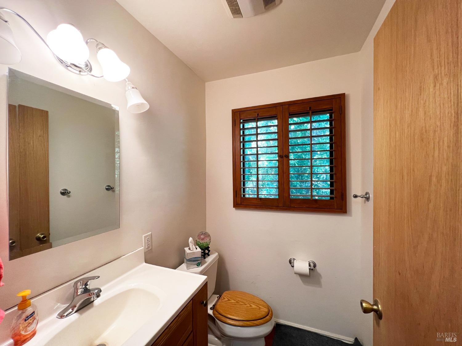 Detail Gallery Image 40 of 40 For 4116 Blackhawk Dr, Willits,  CA 95490 - 3 Beds | 2/2 Baths
