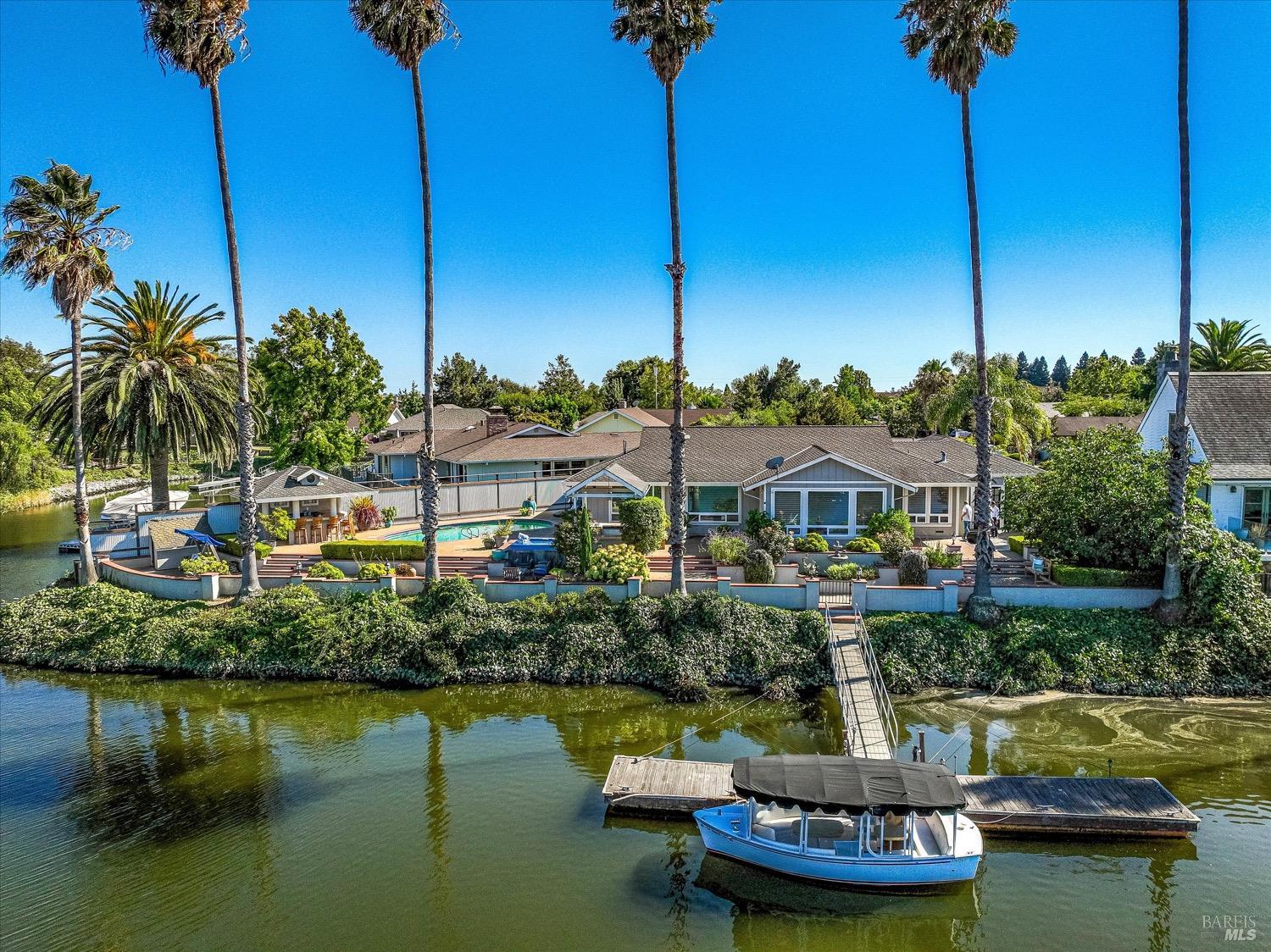 Photo of 760 Kearney Wy in Napa, CA