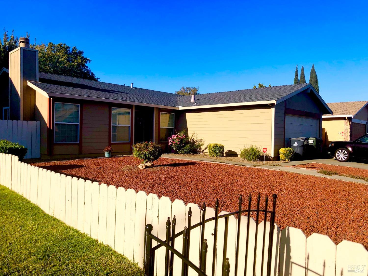 Photo of 1110 Whipporwill Dr in Suisun City, CA