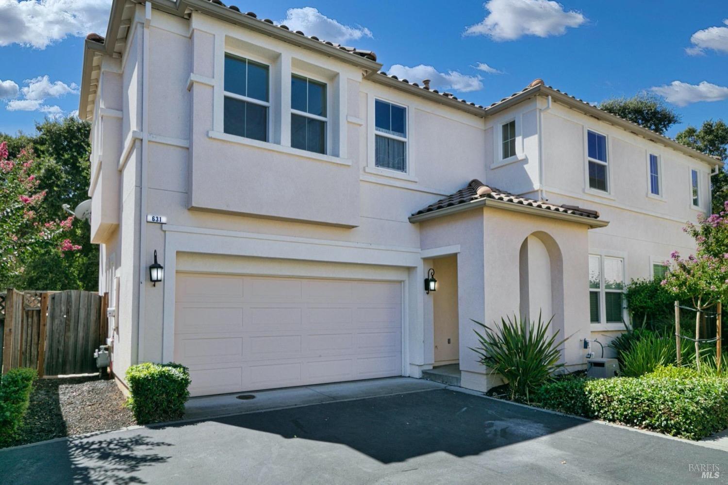Photo of 631 Galatina Ct in Vacaville, CA