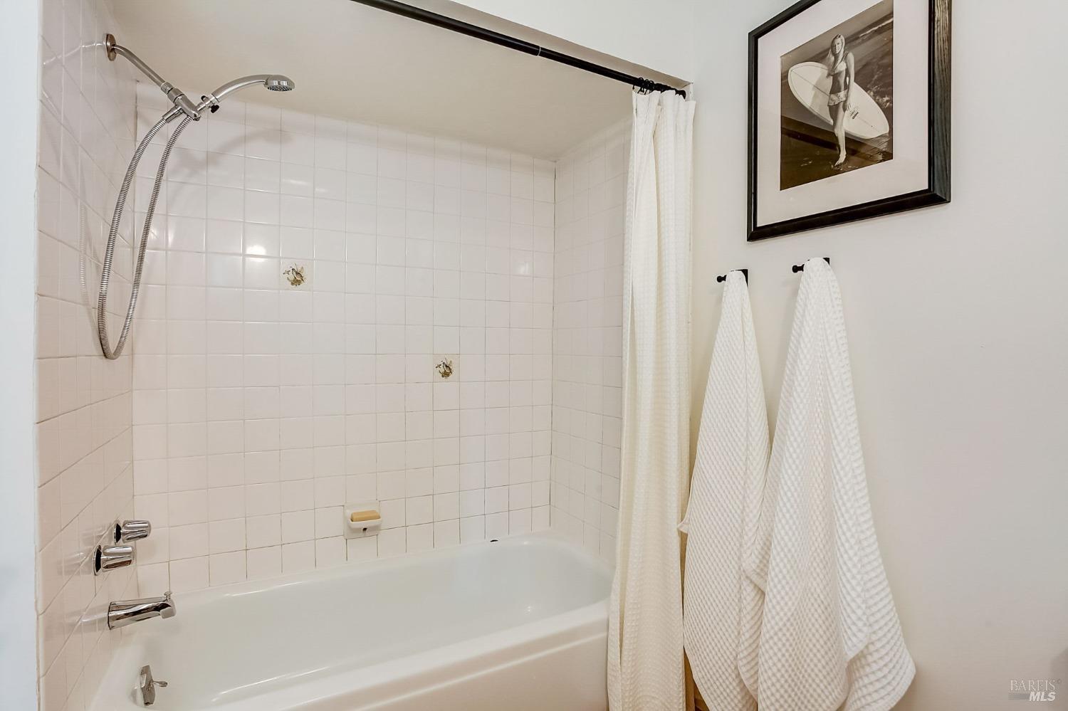 Detail Gallery Image 30 of 44 For 12 Ocean View Ave, Dillon Beach,  CA 94929 - 2 Beds | 1 Baths