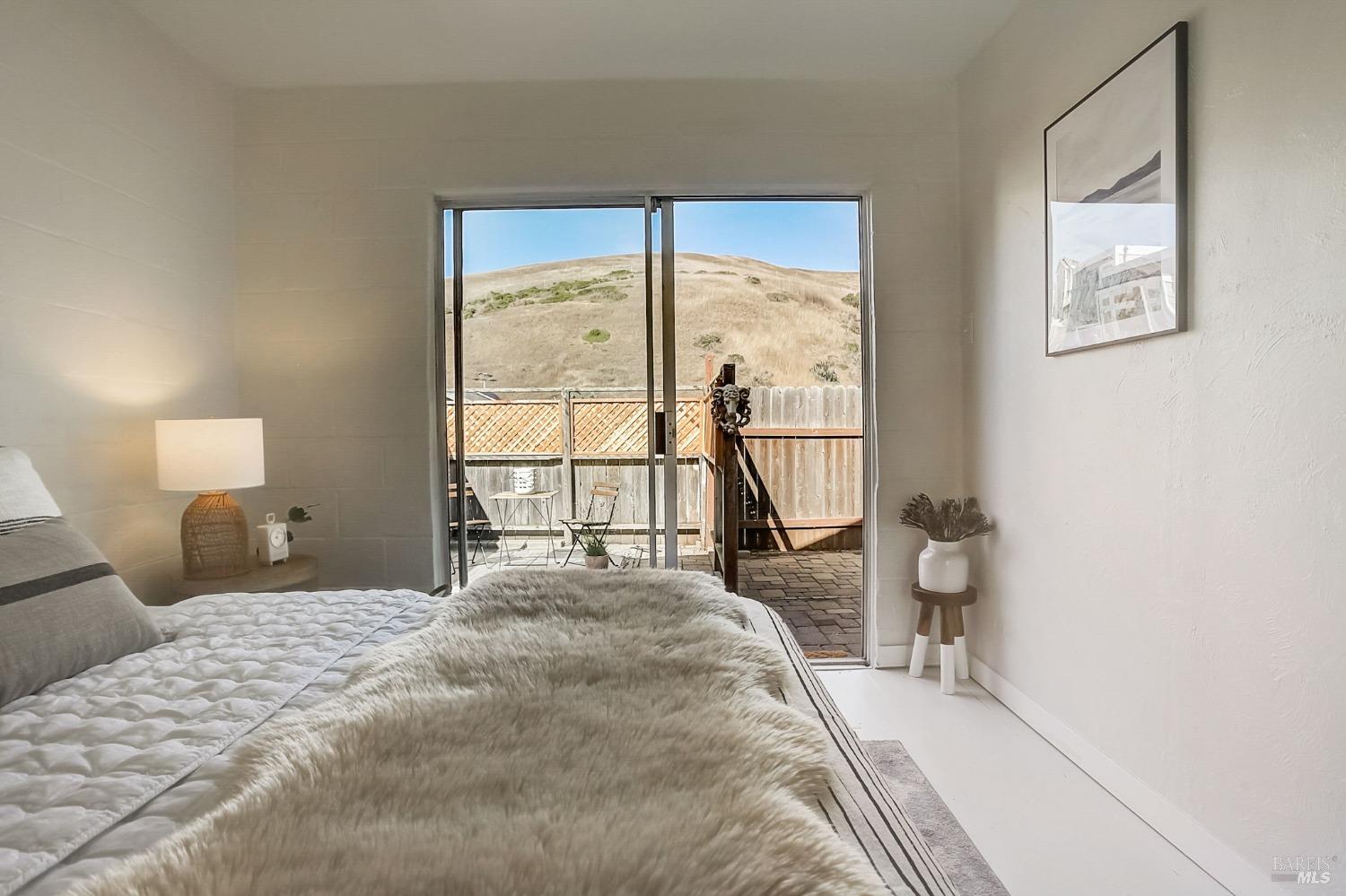 Detail Gallery Image 22 of 44 For 12 Ocean View Ave, Dillon Beach,  CA 94929 - 2 Beds | 1 Baths