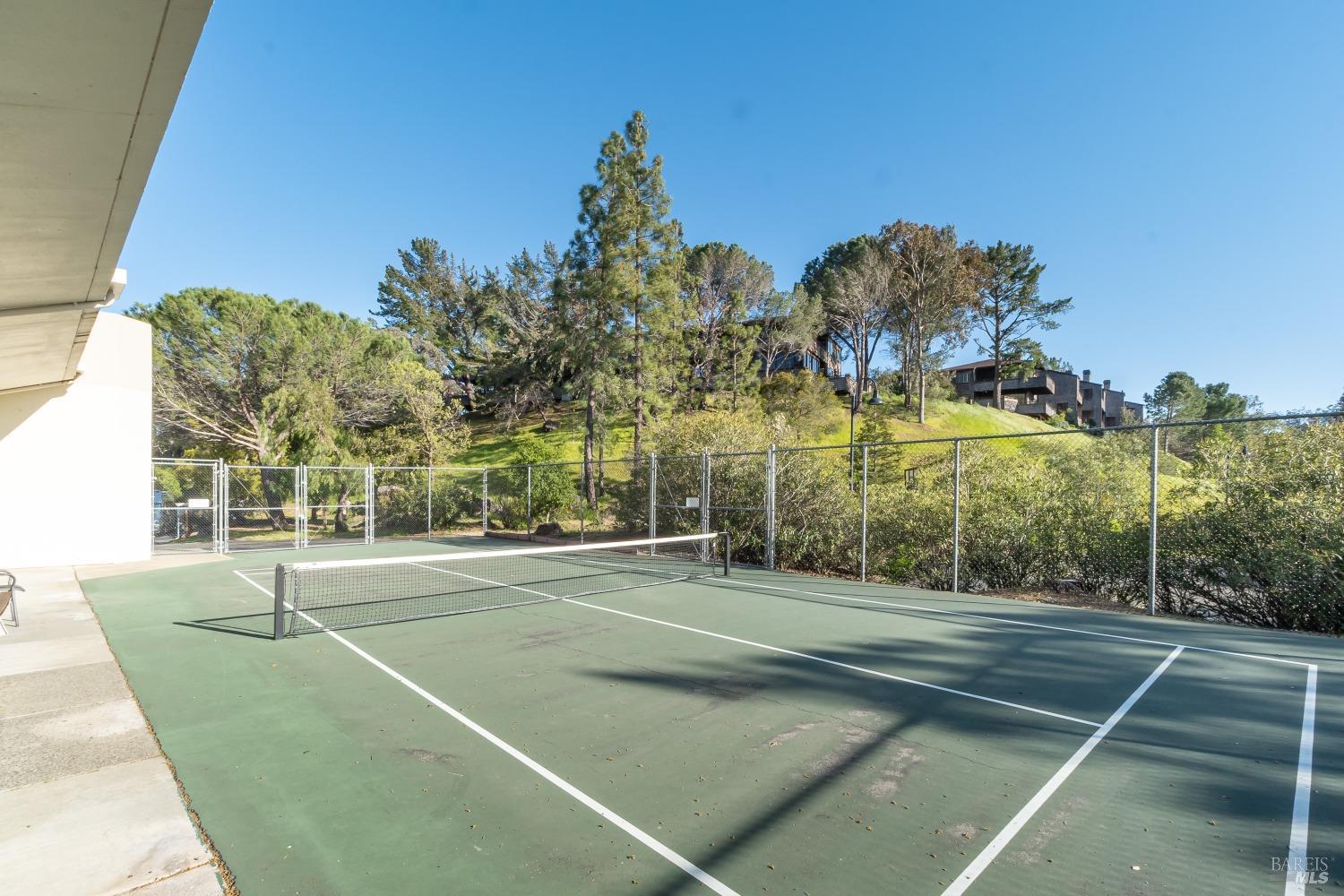 Detail Gallery Image 43 of 45 For 100 Thorndale Dr #454,  San Rafael,  CA 94903 - 1 Beds | 1 Baths