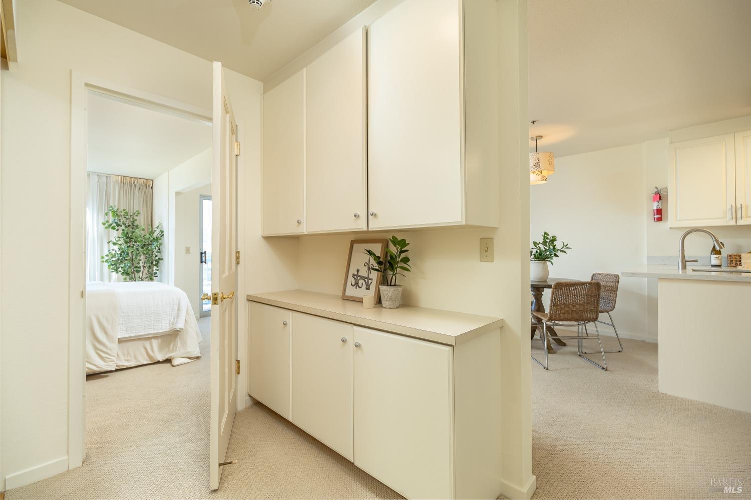 Detail Gallery Image 15 of 45 For 100 Thorndale Dr #454,  San Rafael,  CA 94903 - 1 Beds | 1 Baths