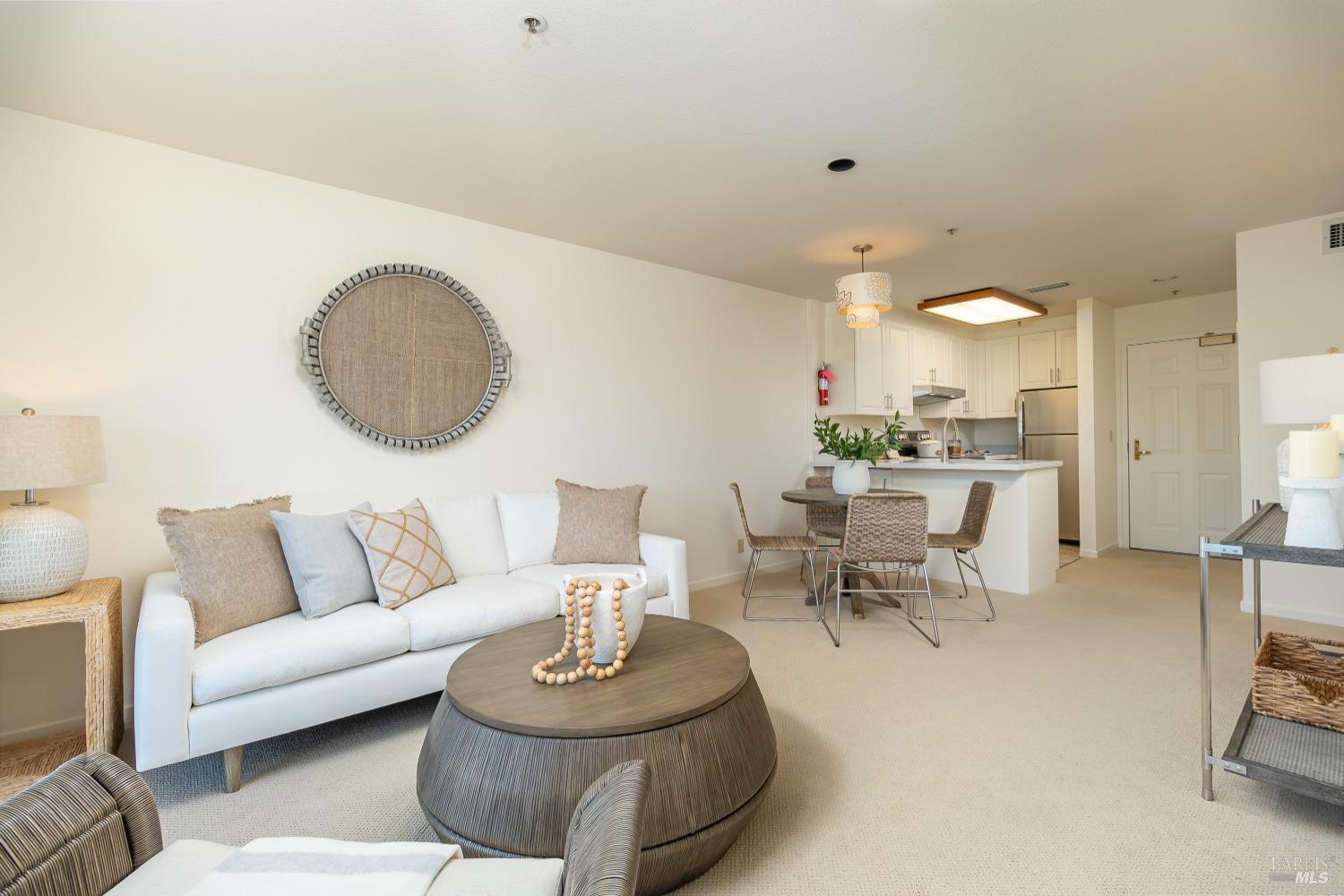 Detail Gallery Image 8 of 45 For 100 Thorndale Dr #454,  San Rafael,  CA 94903 - 1 Beds | 1 Baths