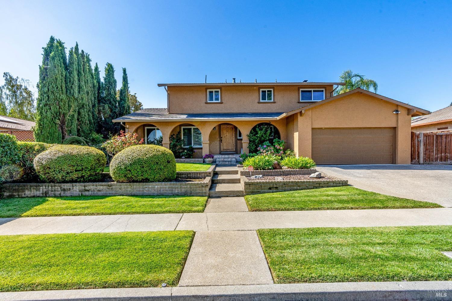 Photo of 3301 Scenic Dr in Napa, CA