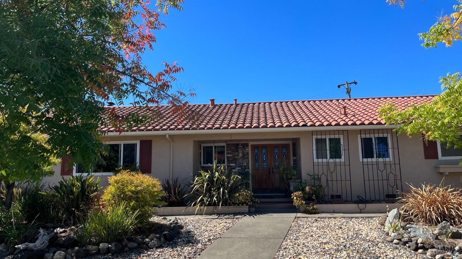 Photo of 1083 Dellbrook Dr in Napa, CA