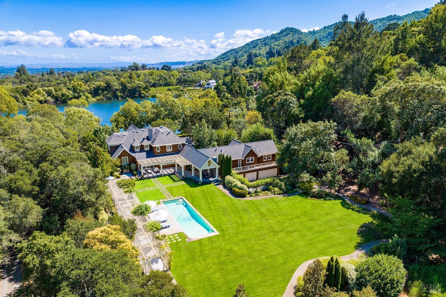Photo of 2411 Sobre Vista Rd in Sonoma, CA