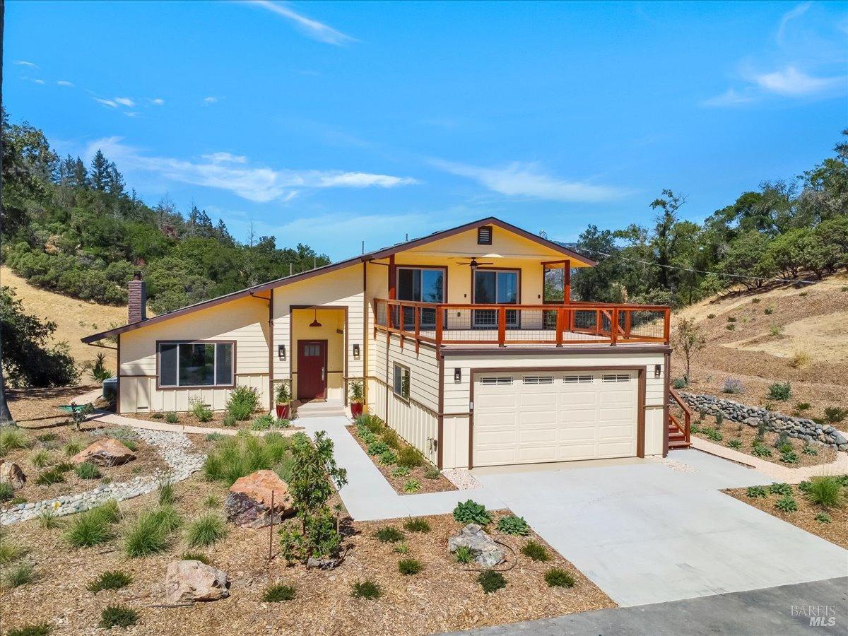 Photo of 600 Cherry Creek Rd in Cloverdale, CA