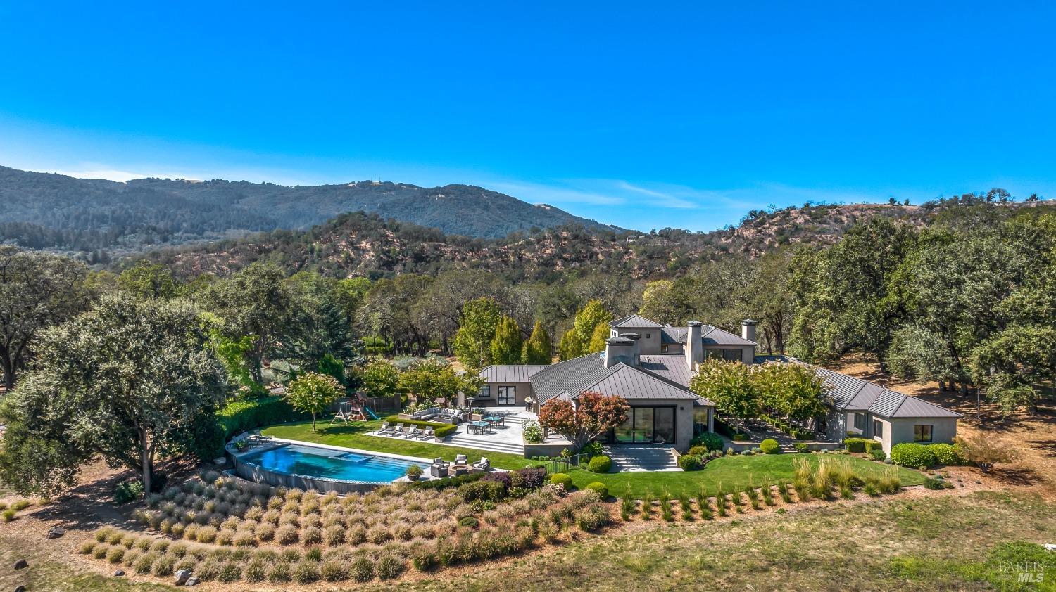 Photo of 13200 Arnold Dr in Glen Ellen, CA
