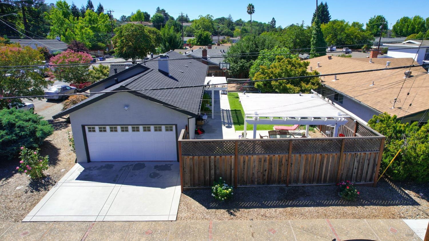 Photo of 3455 Hoen Ave in Santa Rosa, CA