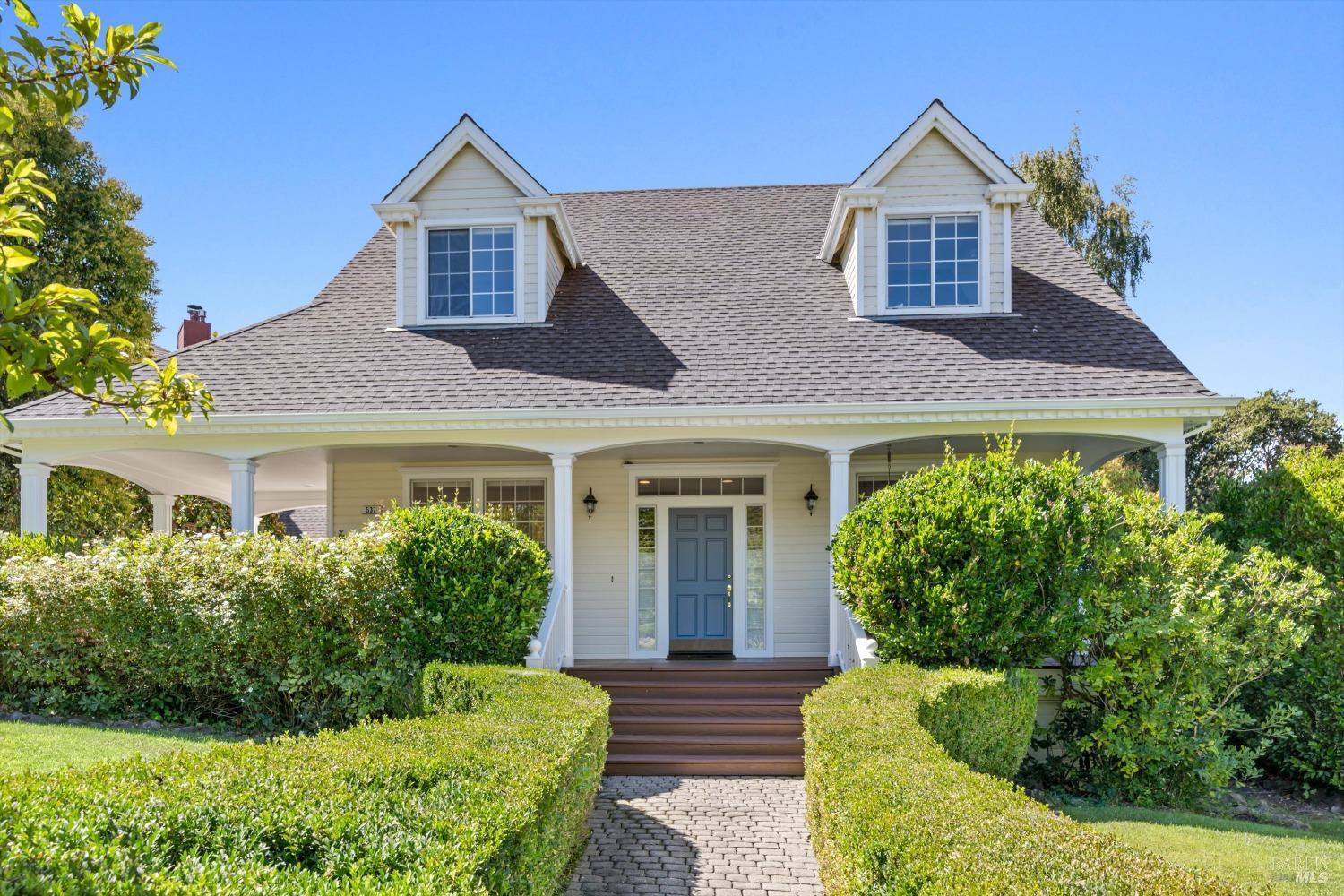 Photo of 537 Laurel St in Petaluma, CA