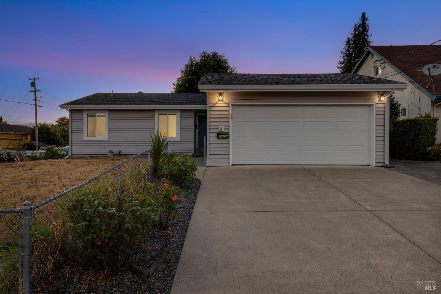 Photo of 7626 Bobbie Wy in Rohnert Park, CA