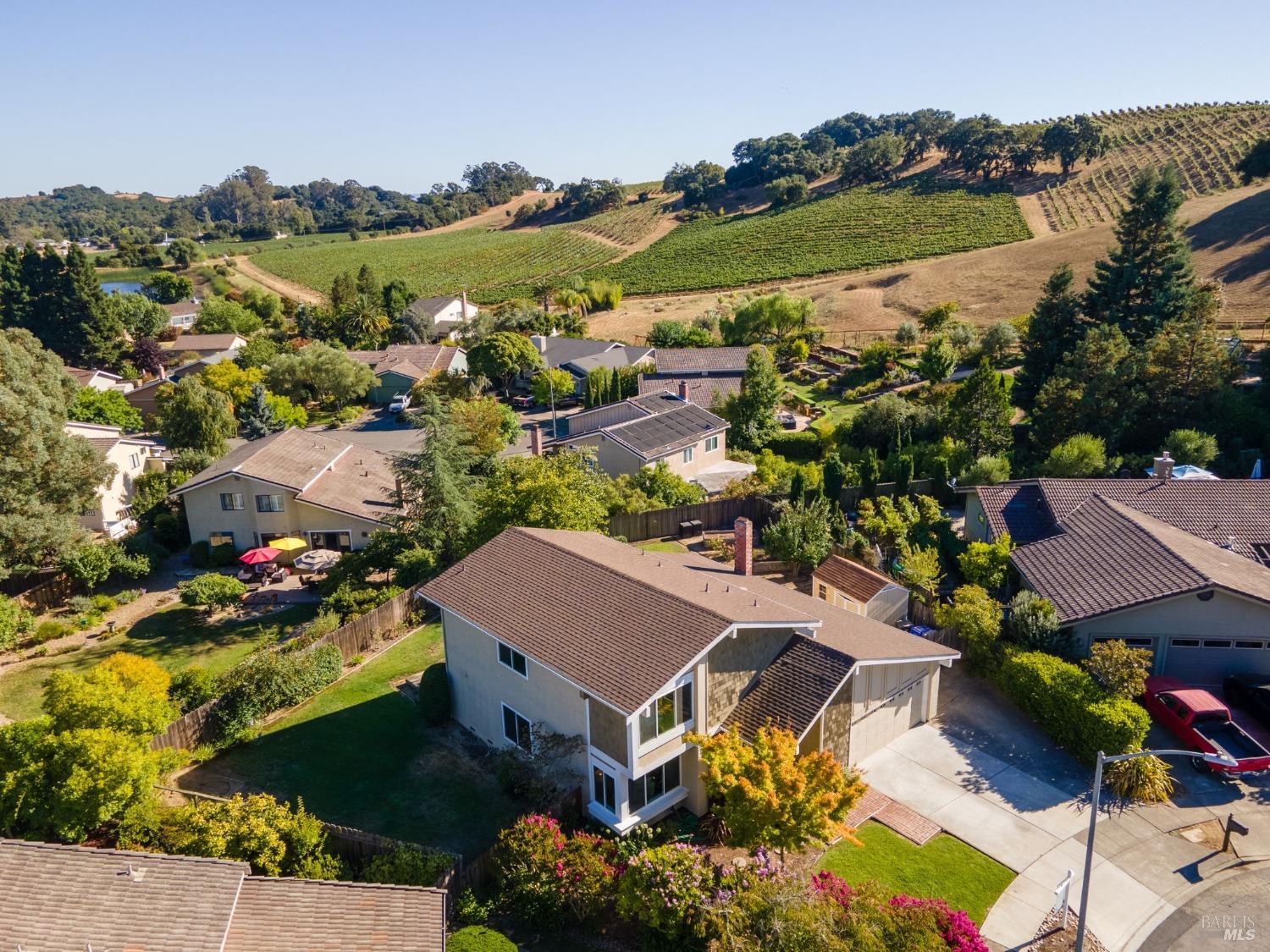Photo of 1005 Alpine Ct in Napa, CA