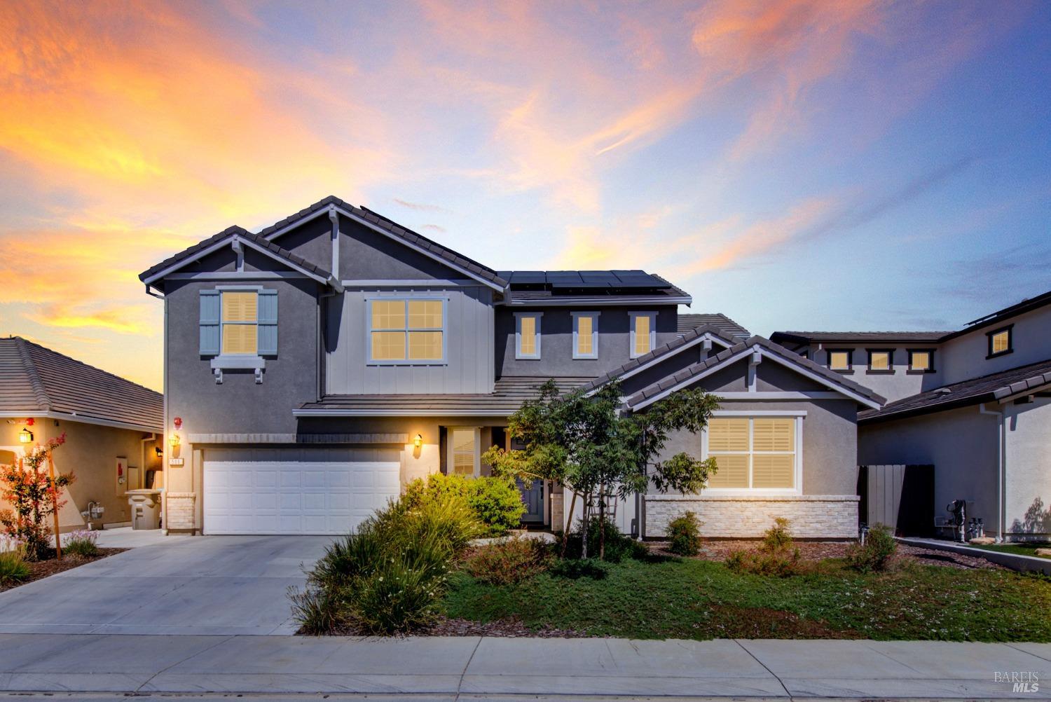 Photo of 506 Honeysuckle Dr in Vacaville, CA