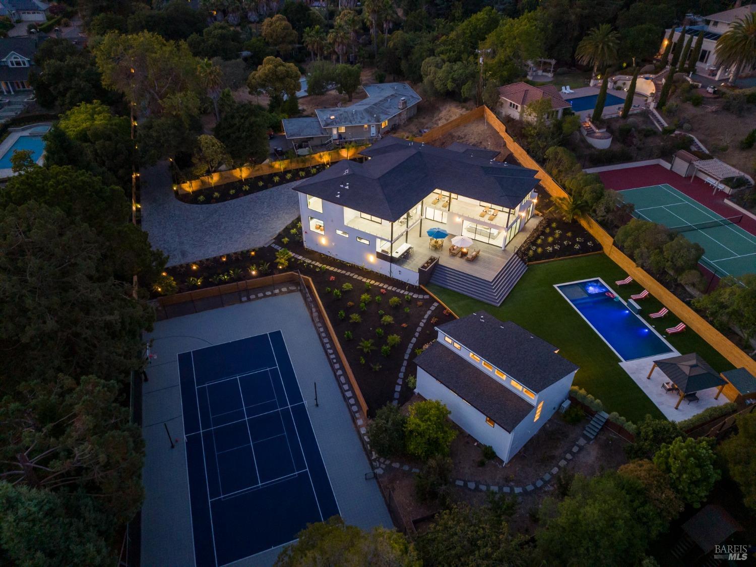 Detail Gallery Image 56 of 58 For 17 Moncada Way, San Rafael,  CA 94901 - 8 Beds | 7 Baths