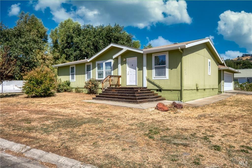 Photo of 539 Keys Blvd in Clearlake Oaks, CA