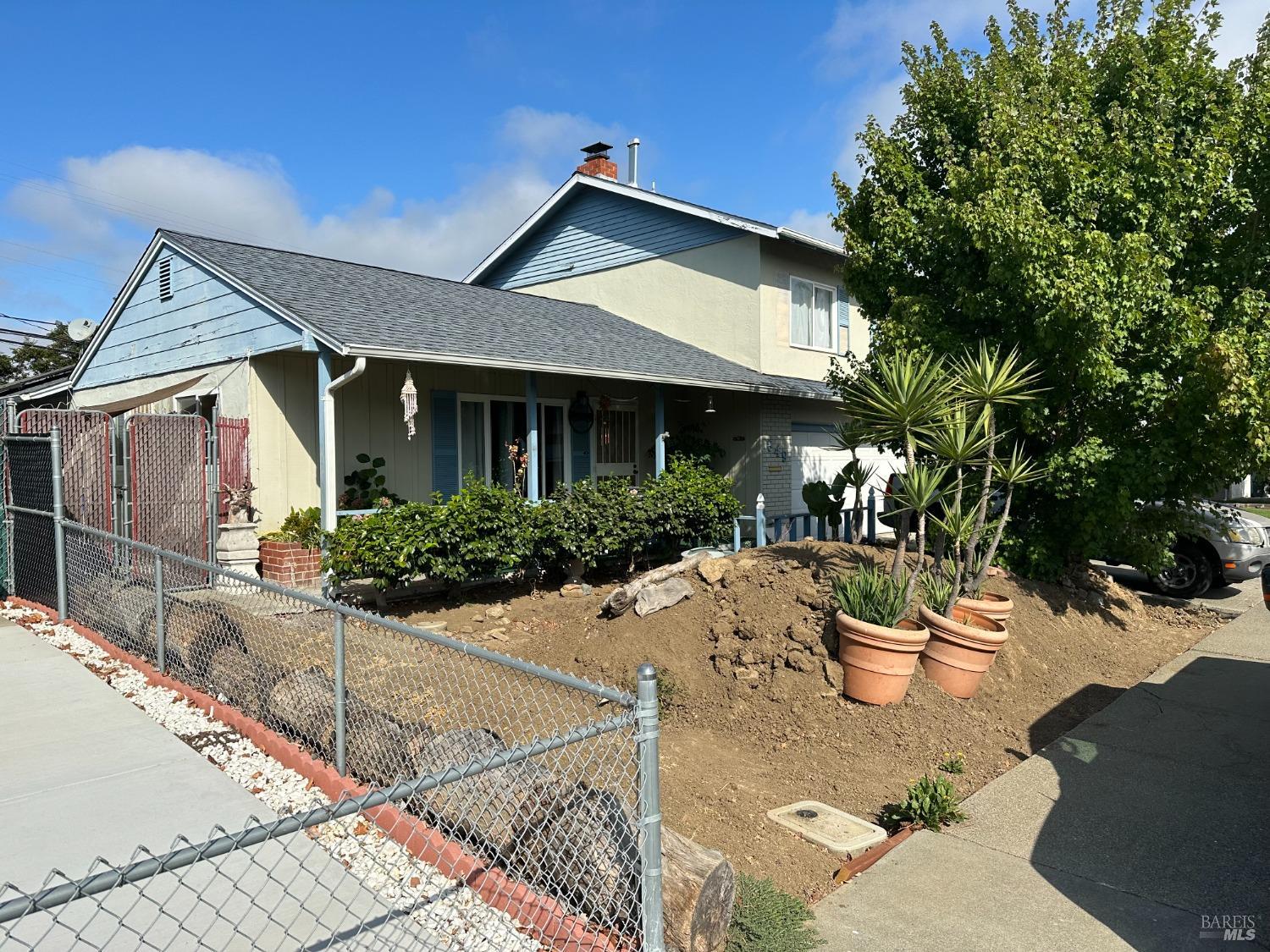 Photo of 849 Brookwood Ave in Vallejo, CA