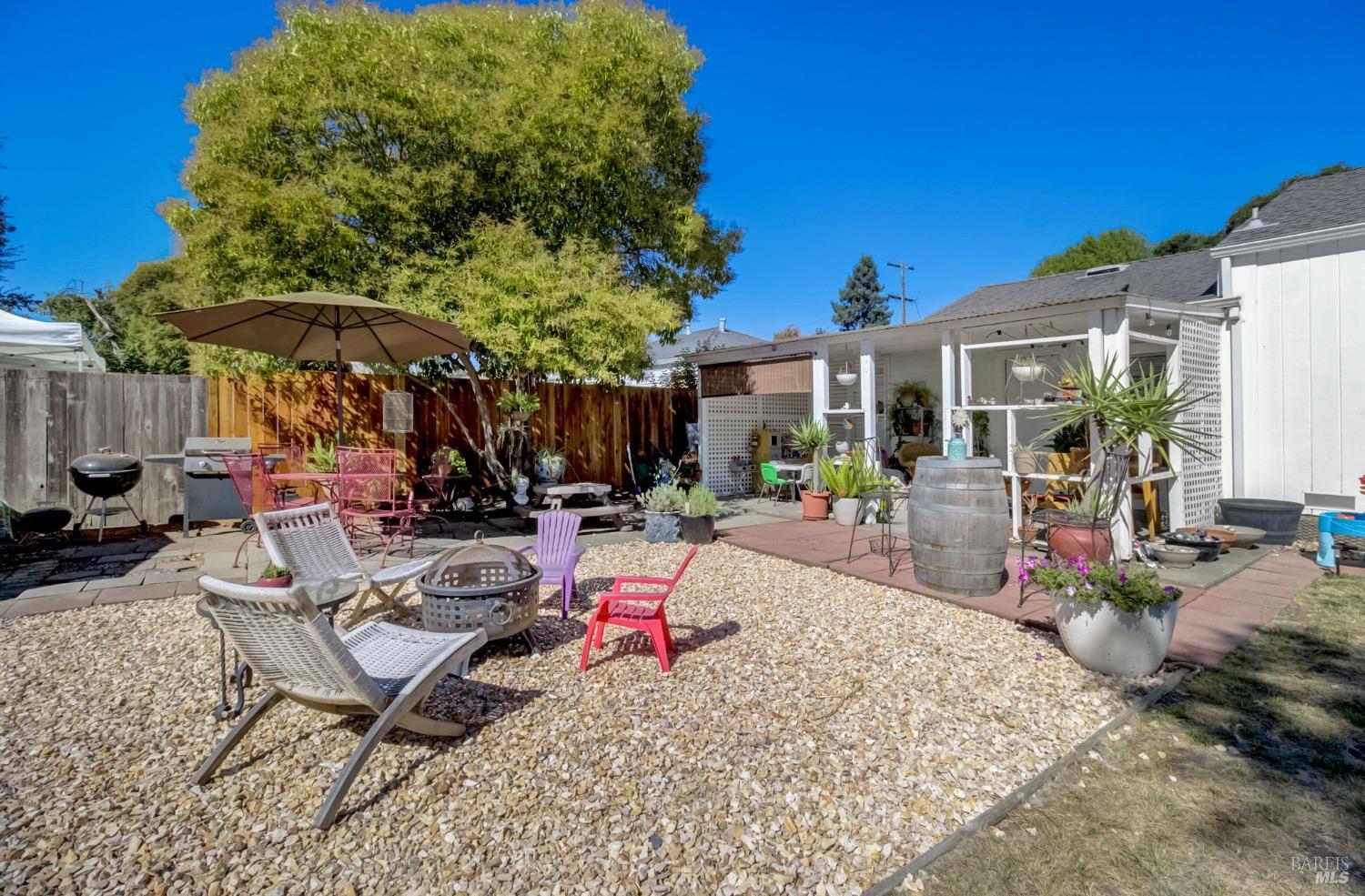 Photo of 2102 Magowan Dr in Santa Rosa, CA