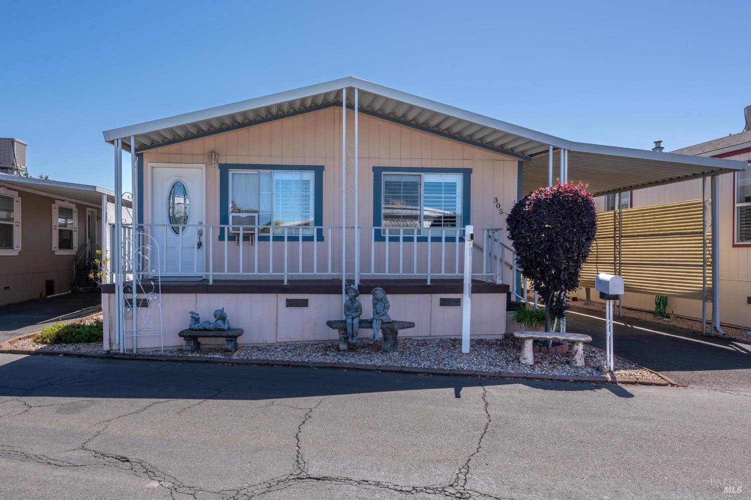 Photo of 305 Tammy Wy in Napa, CA