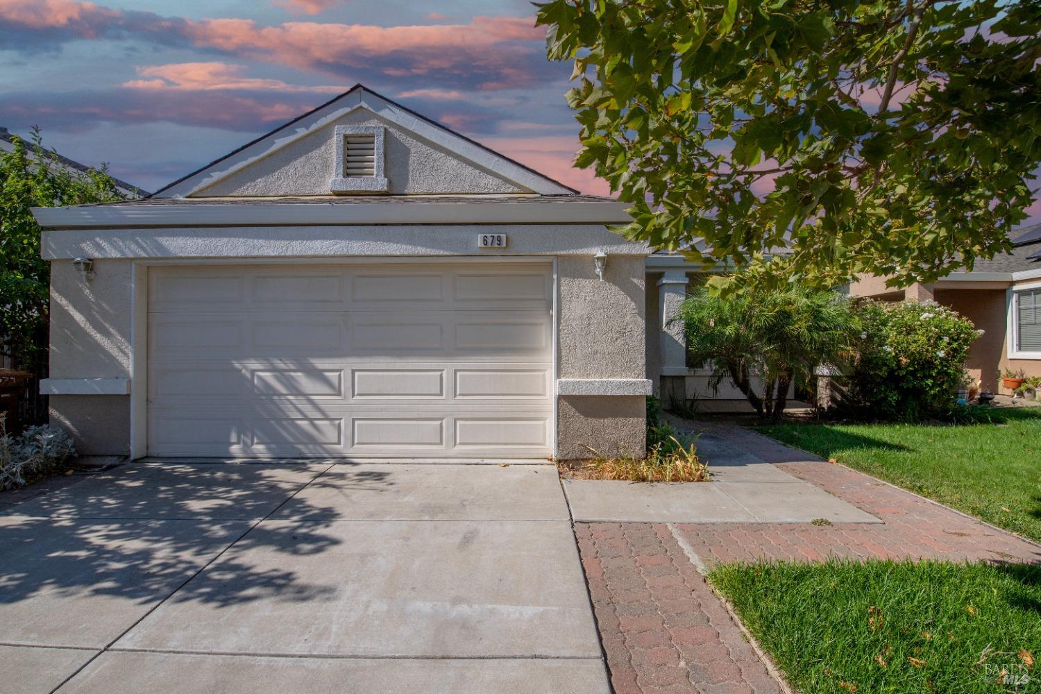 Photo of 679 Anderson Wy in Rio Vista, CA