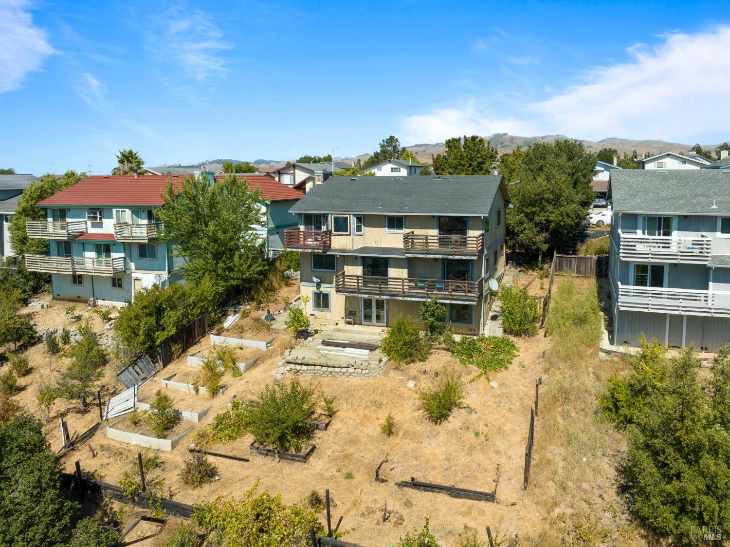 Photo of 143 Creekview Dr in Vallejo, CA
