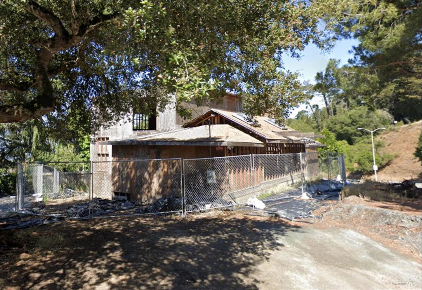 Photo of 3551 Joaquin Miller Rd in Oakland, CA