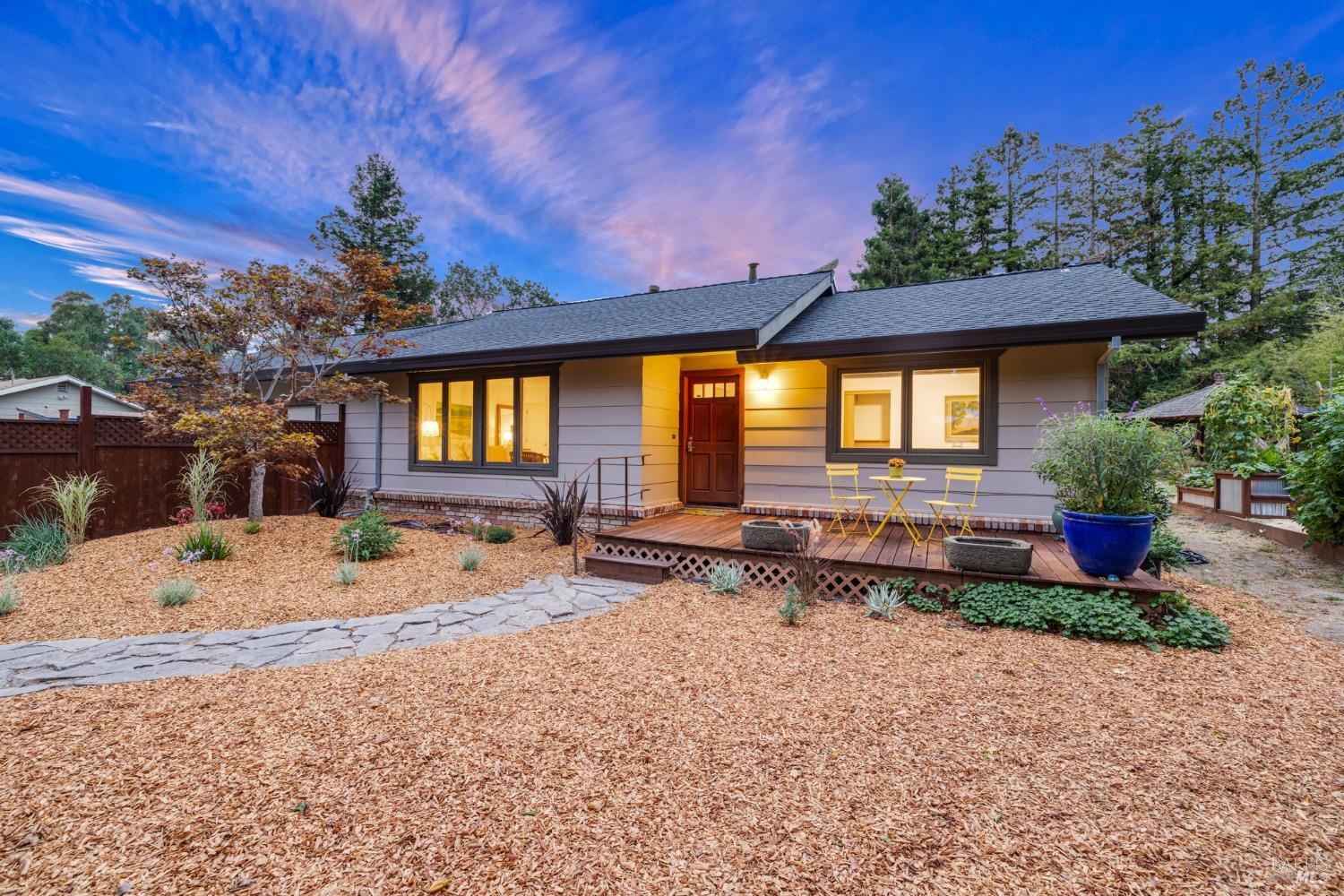 Photo of 4409 Winfield Ln in Sebastopol, CA