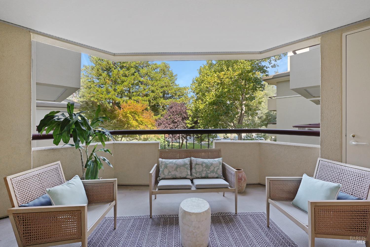 Photo of 600 Deer Valley Rd #1K in San Rafael, CA