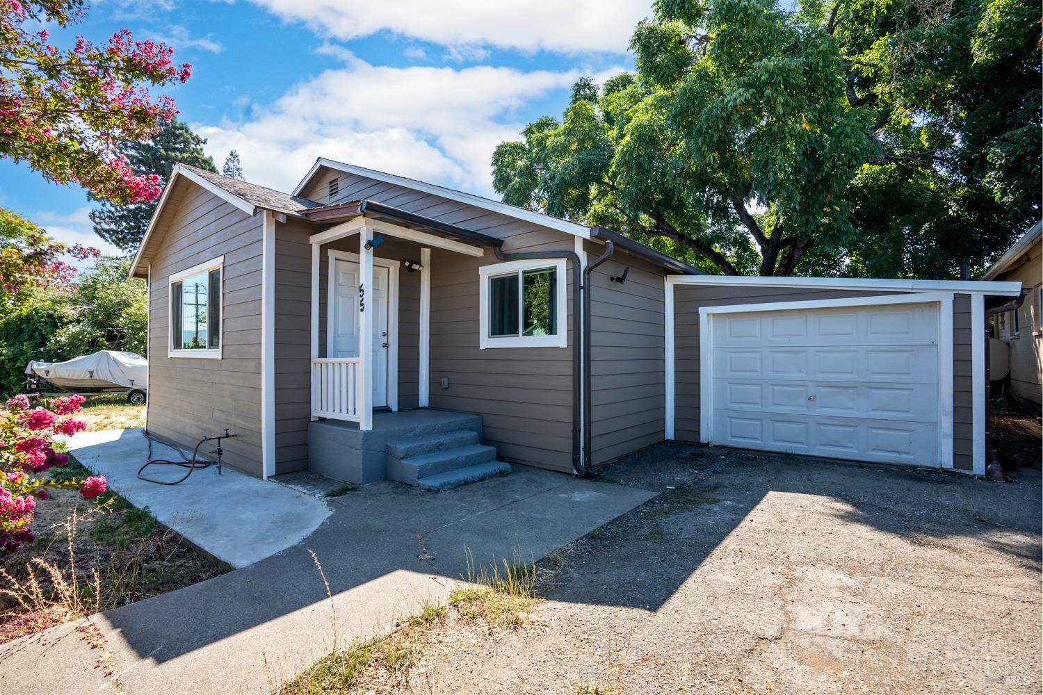 Photo of 55 E St in Lakeport, CA