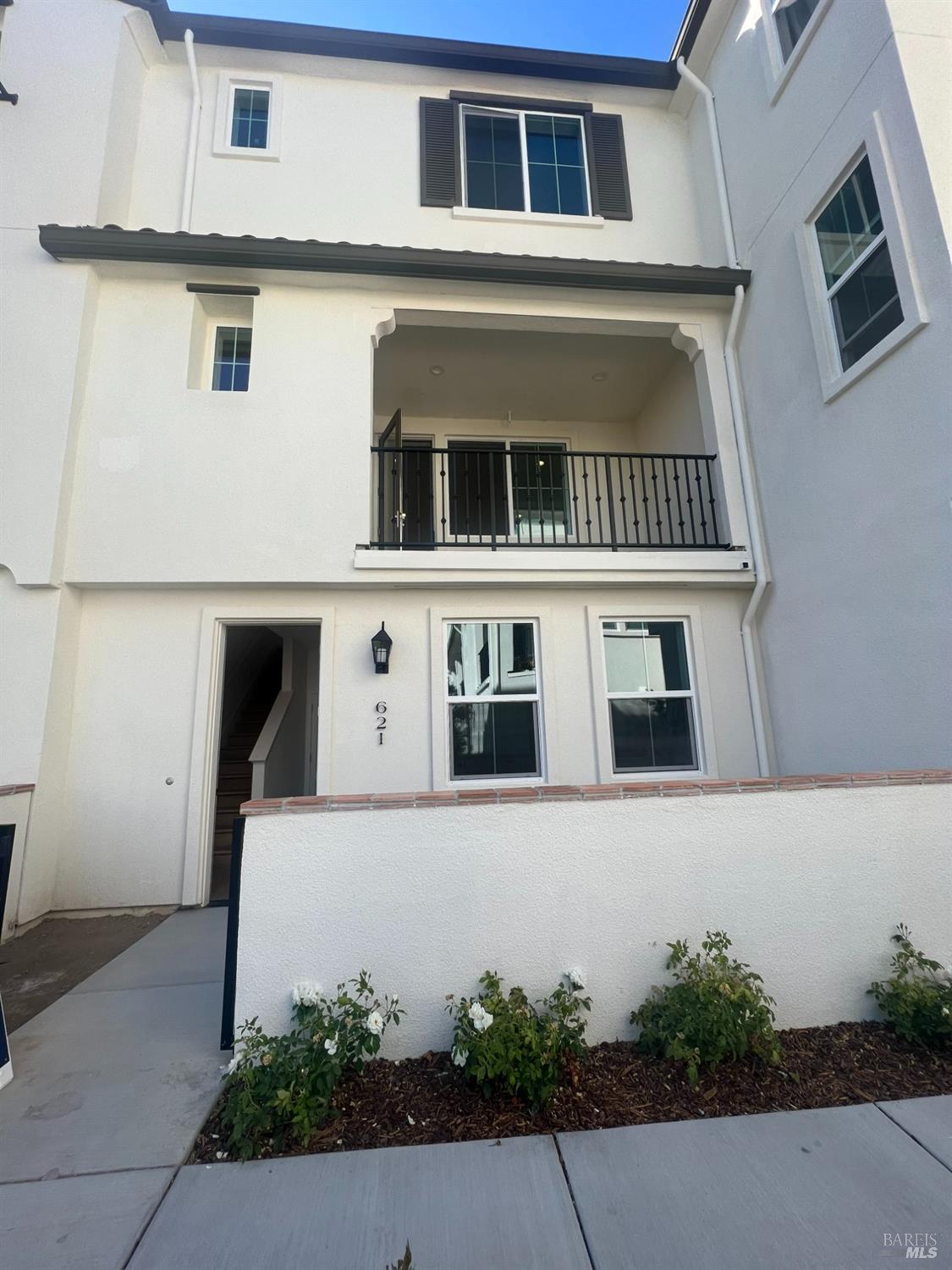 Photo of 621 Rockview Rd in Novato, CA