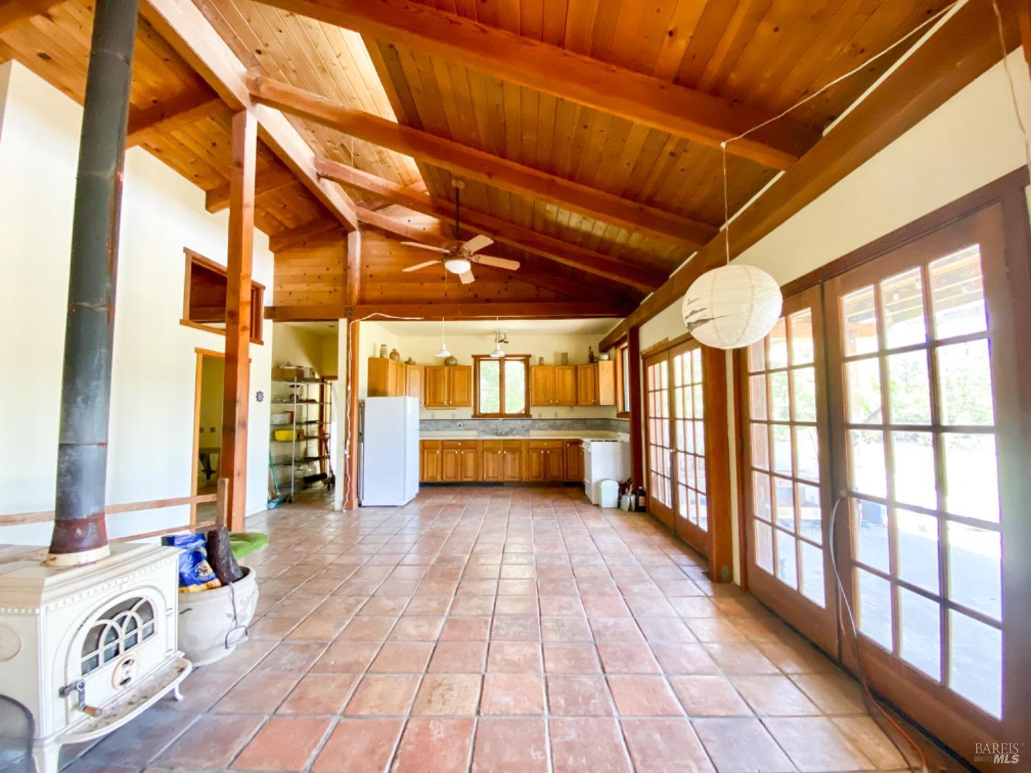 Detail Gallery Image 9 of 24 For 23300 Old Wagon Rd, Willits,  CA 95490 - 2 Beds | 1 Baths