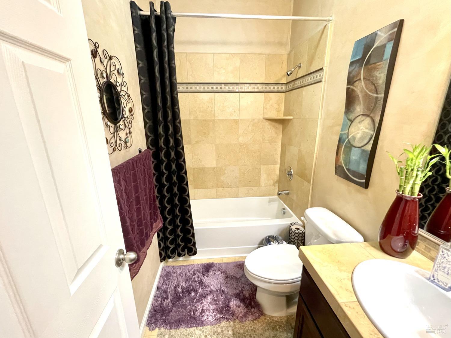 Travertine Court, Fairfield, California image 3