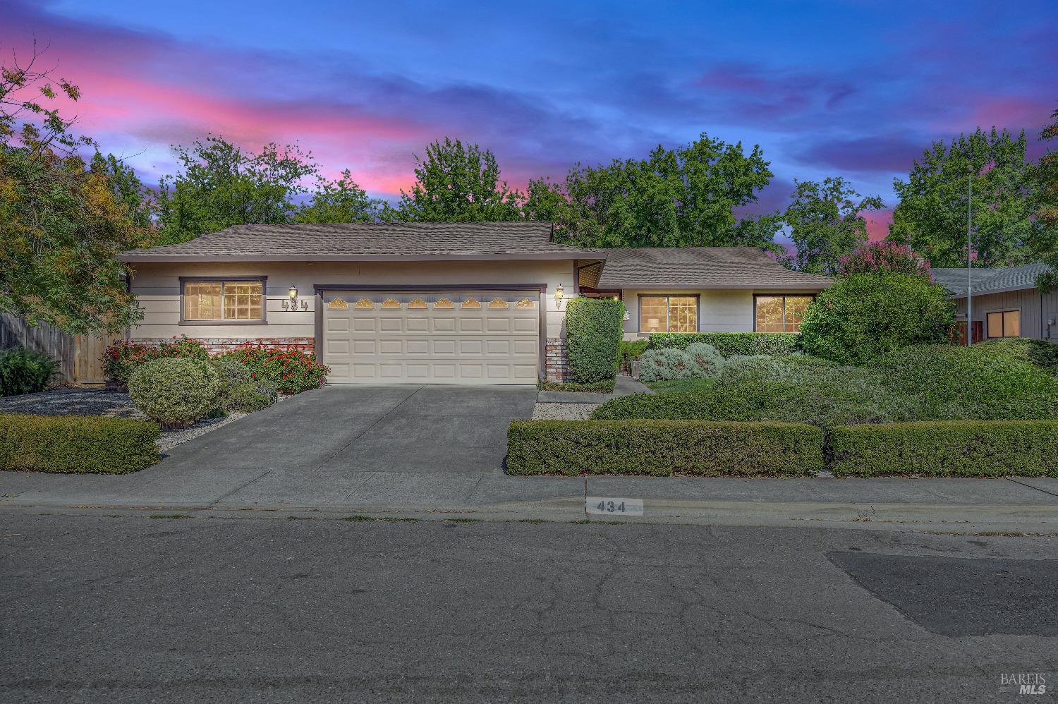 Photo of 434 Kelsey Ct in Sonoma, CA