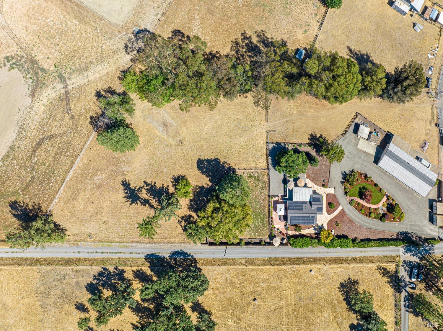 Photo of 5233 Sebastopol Rd in Santa Rosa, CA