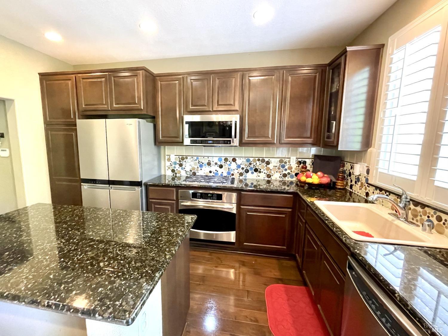 Travertine Court, Fairfield, California image 8