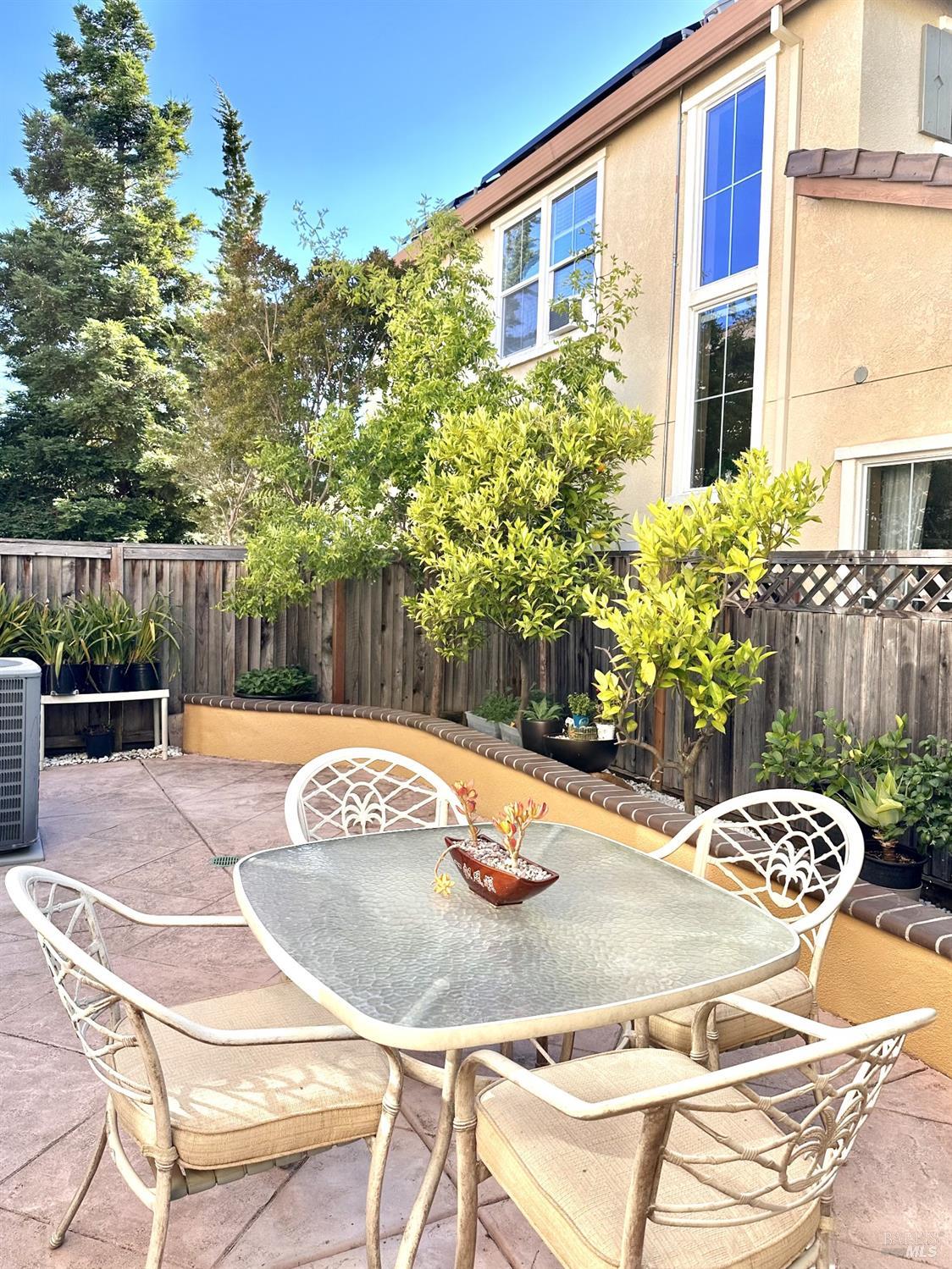 Travertine Court, Fairfield, California image 25