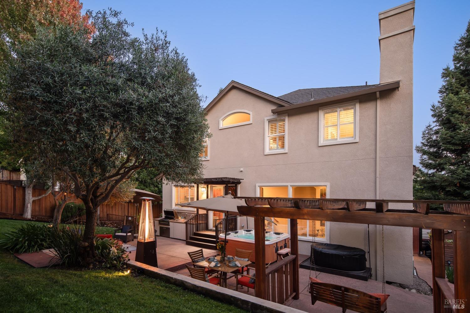 Photo of 1444 Great Heron Dr in Santa Rosa, CA